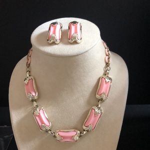 Vintage Pink Thermoset Necklace Clip Earrings Set Pretty in Pink 15” Silver Tone